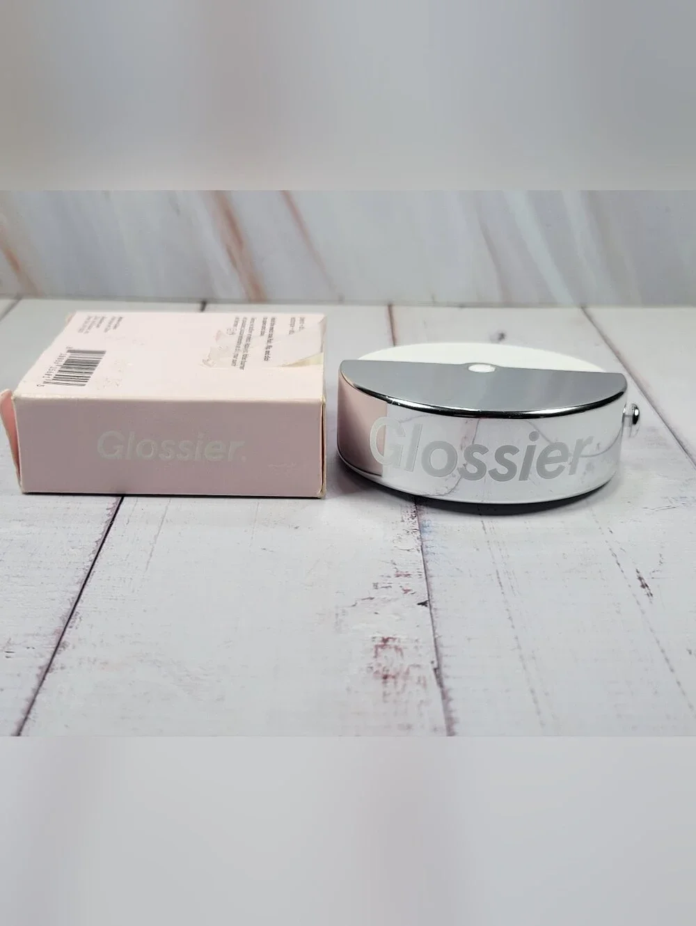 Glossier Stretch Blending and Buffing Face Brush BNIB